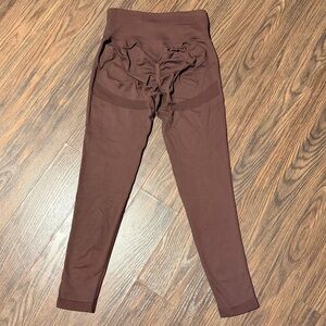 Chocolate Brown Scrunch-butt leggings